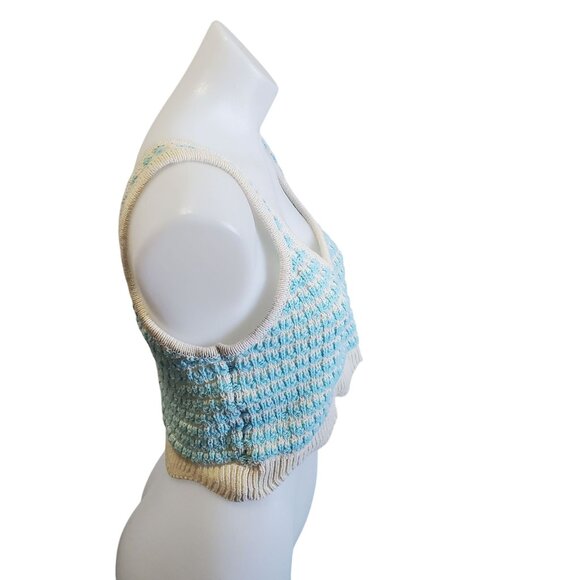 LA Hearts Lovely Blue Cream Cropped Sweater Tank Top Scalloped Hem Med - Picture 5 of 11